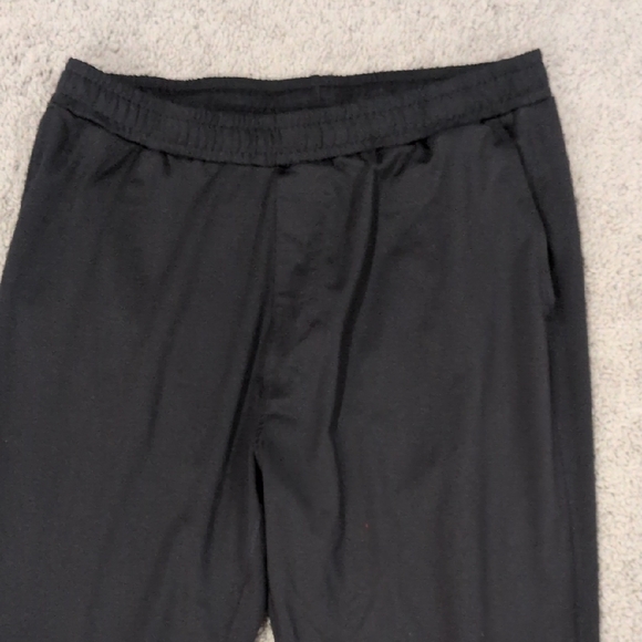 Vuori Men's Black Joggers L - Picture 2 of 11